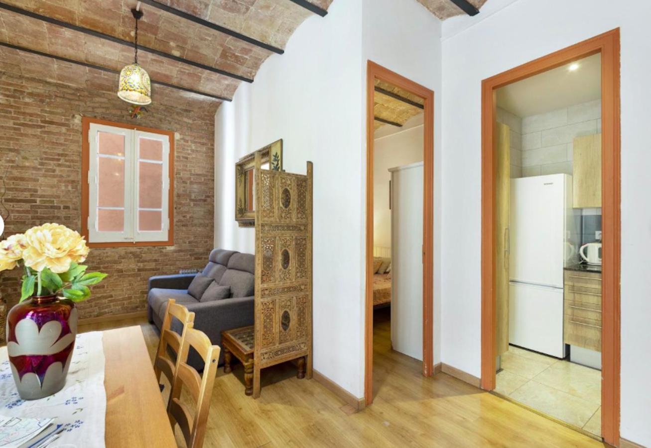 ברצלונה Great Apartment In Sagrada Familia With Balcony מראה חיצוני תמונה