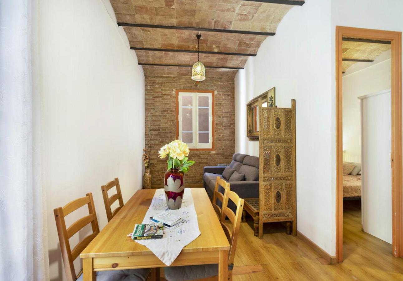 ברצלונה Great Apartment In Sagrada Familia With Balcony מראה חיצוני תמונה
